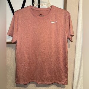 Nike‎ women’s tee shirt
